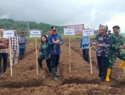 PJ Bupati Minahasa Lakukan Pencanangkan Gerakan Tanaman Pangan dan Hortikultura 2025 di Desa Kasuratan