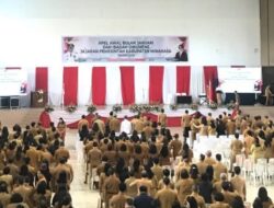 Pj Bupati Minahasa Pimpin Apel Kerja Awal Tahun 2025, Serahkan SK PPPK