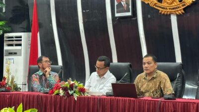 Tanggapi Jebloknya Indeks Demokrasi Indonesia, Wamendagri: Yang Penting Sekarang Perbaikannya