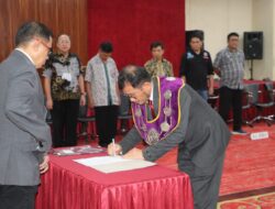 Satu Tahun Kepemimpinan Meneer Liando, Mahasiswa FISIP Unsrat: Ini yang Kami Butuhkan!