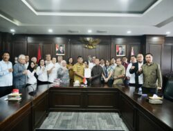 Gubernur Yulius Umumkan 21 Stafsus, Novi Mewengkang Jadi Koordinator