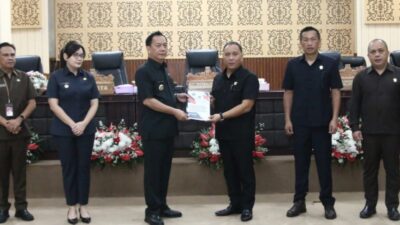 Wali Kota dan Wakil Wali Kota Tomohon Hadiri Rapat Paripurna DPRD Bahas Tiga Agenda Strategis