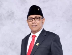 Ketua Pansus DPRD Manado, Stenly Tamo, Tekankan Pentingnya Kesadaran Politik di Kalangan Generasi Muda