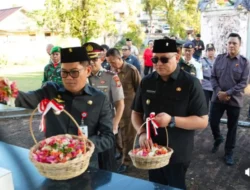 Minahasa Utara Peringati HUT RI ke-80 dengan Tabur Bunga di Makam Pahlawan Maria Walanda Maramis