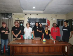 Ratusan Massa Aksi di DPRD Sulut Dibubarkan Paksa, Pengacara LBH Ikut Jadi Korban Kekerasan Aparat