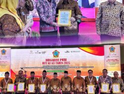 Wakil Wali Kota Manado Richard Sualang Terima Penghargaan Wredatama Nugraha Utama