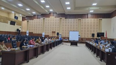 Pansus DPRD Tomohon Bahas Ranperda Perusahaan Umum Daerah Pasar Beriman