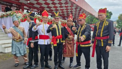 Joune Ganda Kenakan Busana Adat Minahasa di Peringatan Heroik Merah Putih 1946