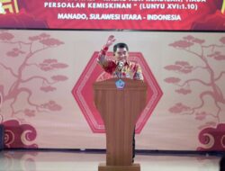 Lindungi Anak dari Dampak Digital, Gubernur Yulius Selvanus Batasi Penggunaan HP di Sekolah