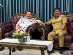 Jaksa Agung ST Burhanuddin Kunjungi Sulut, Gubernur Yulius Sambut Hangat di Bandara Sam Ratulangi