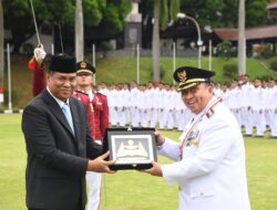 Prestasi Nasional! IPDN Beri Penghargaan Bergengsi kepada Bupati Robby Dondokambey atas Dedikasi Kepamongprajaan