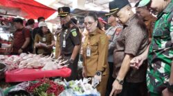 Ketua DPRD Minahasa Robby Longkutoy Turun Sidak Pasar Jelang Idul Fitri, Pantau Harga dan Stok Bahan Pokok