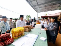 Turun ke Lapangan, Gubernur Yulius Selvanus Pastikan Harga Bahan Pokok Terjangkau di GPM Tutuyan