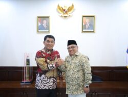 Pro Rakyat! Yulius Selvanus Naikkan Subsidi Haji di Tengah Lonjakan Biaya Penerbangan