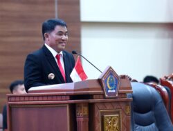 Di Paripurna DPRD, Gubernur Yulius Selvanus Tegaskan Transformasi Digital dan Layanan Dasar Jadi Prioritas Sulut