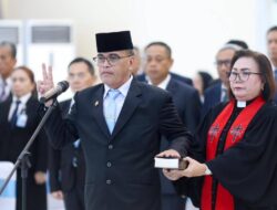 Lantik John Ismail Merentek Jadi Kepala BKD, Gubernur Yulius Selvanus Pacu Inovasi dan Cetak ASN Berkelas Nasional