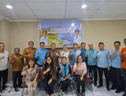 Ferry Daud Liando Dorong Pemerintahan Desa yang Modern dan Profesional Lewat Bimtek