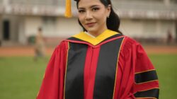 Resmi Sandang Gelar M.Sos dari UPH, Hillary Julia Tuwo Pertegas Kapasitas sebagai Tokoh Perempuan Muda Inspiratif Sulut
