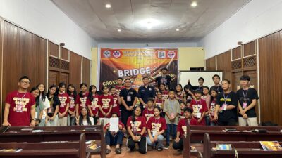 BRIDGE: Crossing to the New Season : Pendidikan Agama Kristen sebagai Jembatan Pemulihan dan Pembentukan Identitas Remaja