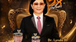Bupati Robby Dondokambey dan Wabup Vanda Sarundajang Ucapkan Selamat HUT ke-58 kepada Sekda Minahasa Lynda Watania