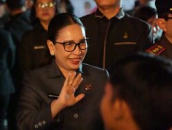 Semarak HUT ke-81 RI, Wabup Vanda Sarundajang Ikuti Taptu dan Pawai Obor di Minahasa