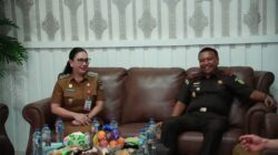 Vanda Sarundajang Hadiri Pelantikan DPD ASLINMAS Sulut di Auditorium Unsrat