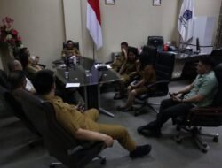 Sekwan Niklas Pimpin Rapat Struktural, Perkuat Koordinasi Internal DPRD Sulut