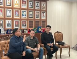 Christian Bagensa Berbagi Pengalaman kepada Pers Mahasiswa Acta Diurna, Jurnalistik Jadi Bekal di Dunia Kerja